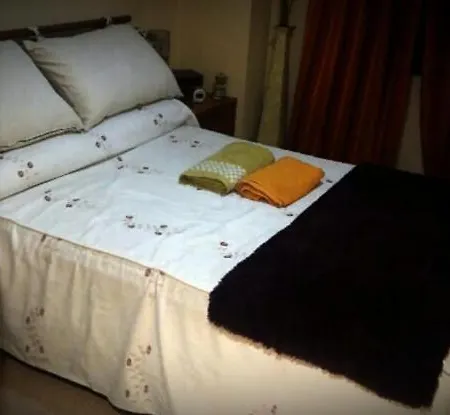 Doble,bano Privado,en Piso Particular,urbanizacion Completa Y Garage,en Albufereta,cerca Del Puerto,explanada Y Castillo De Alicante